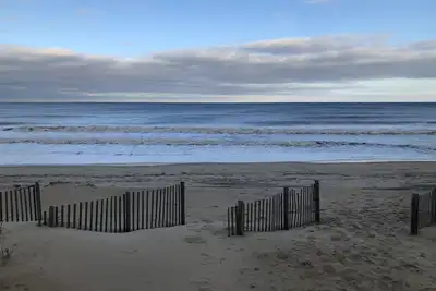 Image de The Pirates' Retreat (2-Bedroom Cottage) - Pets Allowed by RedAwning