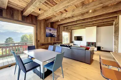 Image de Appartement 4 Chambres avec Terrasse et Parking à Combloux