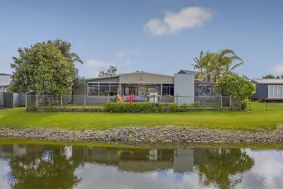 Image de Sanctuary By The Water - Matarangi Holiday Home