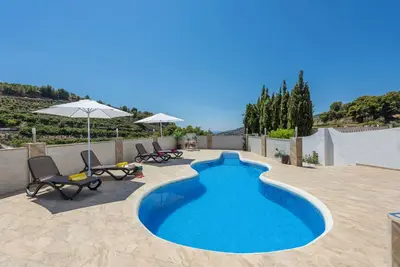 Image de 1099 Villa Dos Hermanas