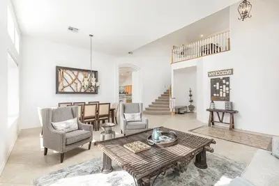 Image de Great for families; Heated Pool & Spa, Very Clean!