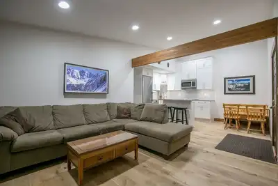 Image de Across from Beaver Creek- fully remodelled 2bed/2bath