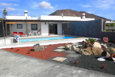 Image de Single-storey villa in a quiet area near the Pechiguera Lighthouse