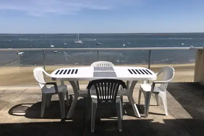 Image de Arcachon Eyrac Front de mer Appartement 65 M2 avec grande terrasse privative