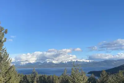 Image de Captivating Flathead Lake Views 6 bd 3. 5 bath