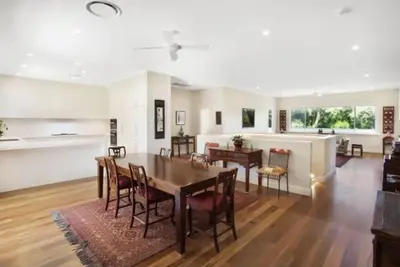 Image de Clean Boutique house close to the beach  with three bedrooms and a study