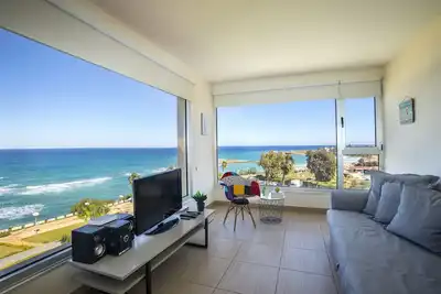 Image de Imagine You and Your Family Renting this Perfect Apartment on Fig Tree Bay, Protaras Apartment 1413