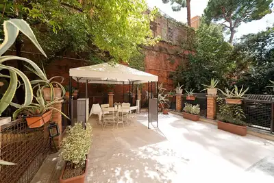 Image de Spacious and Elegant 2Bed flat with private terrace in Monti