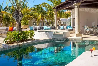 Image de Exclusive Luxury Retreat: Your Villa Awaits, Cabo San Lucas Villa 1044