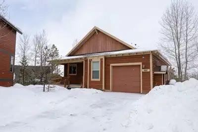 Image de Cozy & spacious Mountain home on Granby Ranch Ski Resort. Great for families!