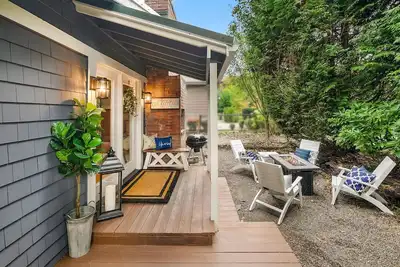Image de The Cottage at Lake Sammamish - A/C & Dog Friendly