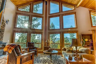 Image de Lodge Style Cabin nr Crater Lake w Mountain Views