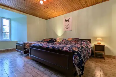Image de Gîte familial en Haute-Loire avec terrain clos, à proximité de l'Ardèche et des stations de ski