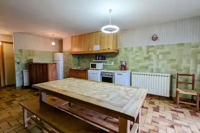 Maison de Vacances Nature avec Grand Jardin et Proximité La Chaise-Dieu