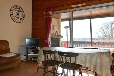 Duplex chaleureux 4 pièces avec belle terrasse fermée, parking, près des pistes - 8 pers, Bolquère