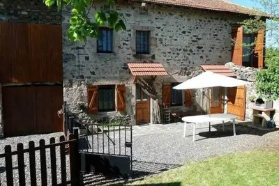 Image de Ferme rénovée avec jardin, garage et wifi gratuit à Chamalières-sur-Loire