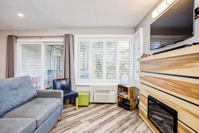 Image de Mountainside Studio at 602 with Hot Tub