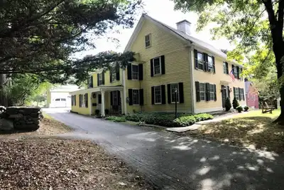 Image de 4br Large Historic Hidden Gem in Norwich with Pool