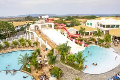 Image de Lindo Flat Localizado no Lacqua Diroma V
