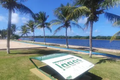 Image de Beautiful 4-bedroom beach house, all with air conditioning and bathrooms. Gated community.