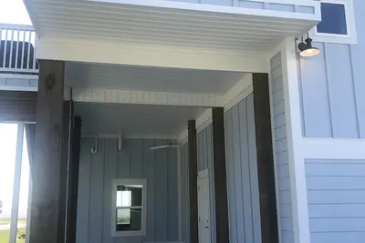 Image de Across From the Beach In Biloxi!
