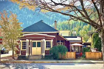 Image de ★ Church House ★Unique 2bd converted historic Wallace chapel, walk to everything