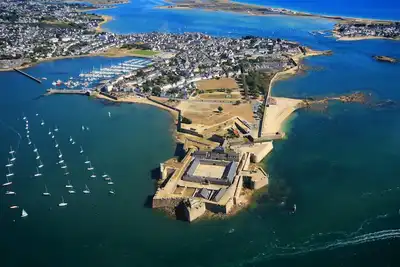 Image de Très bel appartement duplex avec vue panoramique situé à 30 m de la mer