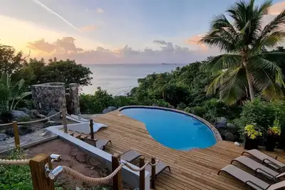 Image de New Construction Oceanfront Home/Pool Private Walk To Beach