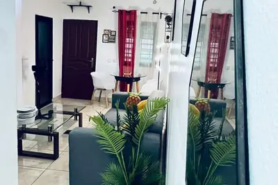 Image de Located in Angré pharmacie St Viateur. Trackside apartment, Wifi available