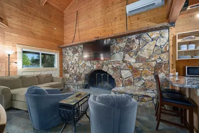 Image de Mt. Joseph Lodge in Downtown Joseph: Unit #8