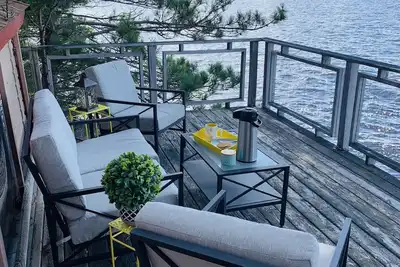 Image de Lake House 100 yards off snowmobile trail #8.