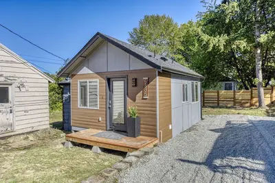 Image de ► Modern Tiny House ◄ Big Personality, Ac & Views!