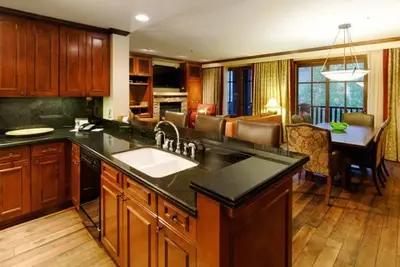 Image de Aspen - ski-in ski-out - condo - The Ritz