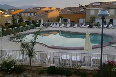 Image de T3 duplex villa 2. 2 km from the beach