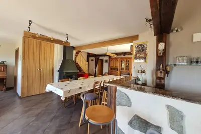 Image de Gîte spacieux, confort moderne, 8 pers, terrasse privative, animaux admis, WiFi
