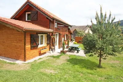 Image de Chalet en bois avec jardin, proche ski et randonnée, équipé pour 8 pers. à Vagney, Vosges
