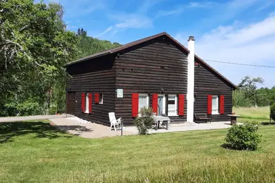 Image de Chalet familial avec grand jardin et équipements pour enfants, à 500m du centre de Ban-sur-Meurthe