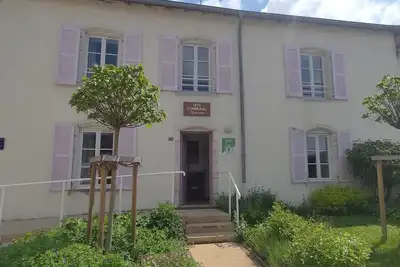 Image de Superbe gîte dans ancien presbytère avec tout confort, proche sites historiques et thermes