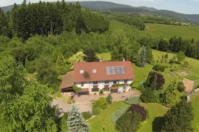 Gîte chaleureux avec cheminée, jardin, proche des randonnées Vosgiennes et attractions Alsaciennes