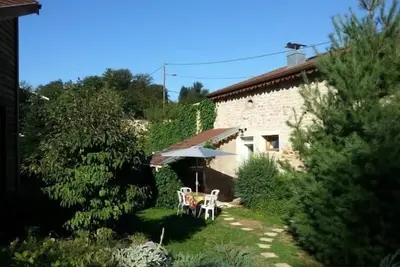 Image de Charmant Gîte avec Jardin aux Portes d'Épinal, Idéal Couples ou Séjours Pro, Proche Commerces et Nature