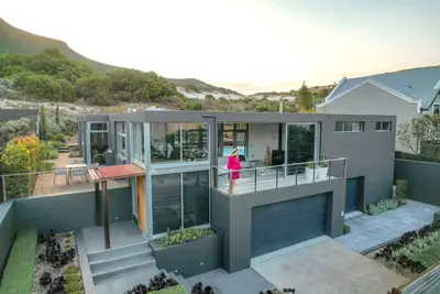 Image de 5* vacation home in Cape Town with solar energy and service included