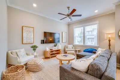 Prominence 30a Seas the Day - Pet Friendly, Golf Cart, 4 Bikes, 2 Pools, Beach