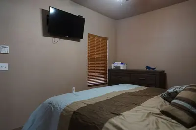 Image de We offer discounted rates for Holloman Afb Tdy/ other 6 month or more tenants.