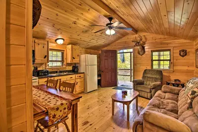 Image de ‘Hooah’ Cabin Retreat w/ Grill & Step-Free Access