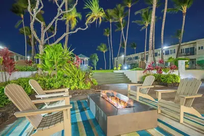 Image de Look No Further! Spacious Room with Scenic Ocean Views & Pool Access