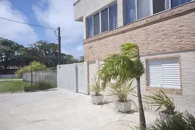 Apartment 2 near the beach and Ilha do Mel