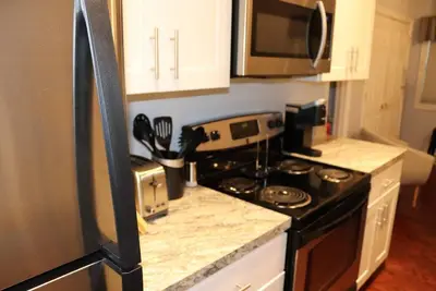 Image de Beverly's Guest Suite - An Accessible Family Space