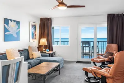 Image de Your Home Away From Home (403)