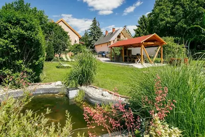Image de Merveilleuse maison de vacances privée avec Wifi, climatisation, Tv, patio, animaux admis, parking
