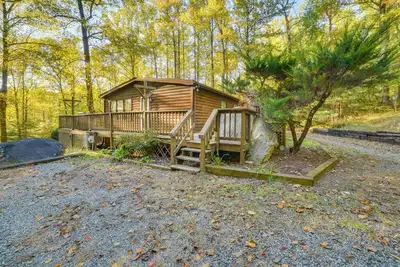 Image de Stanardsville Cabin Rental ~ 24 Mi to Shenandoah!